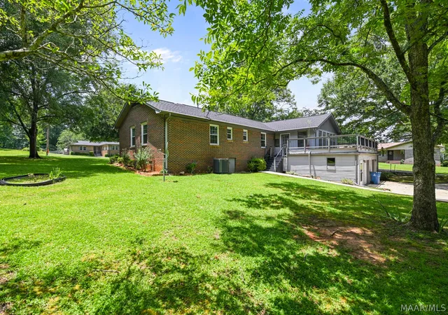 3rd image of 276 Langston Dr, Jemison, AL 35085 | MLS# 587604