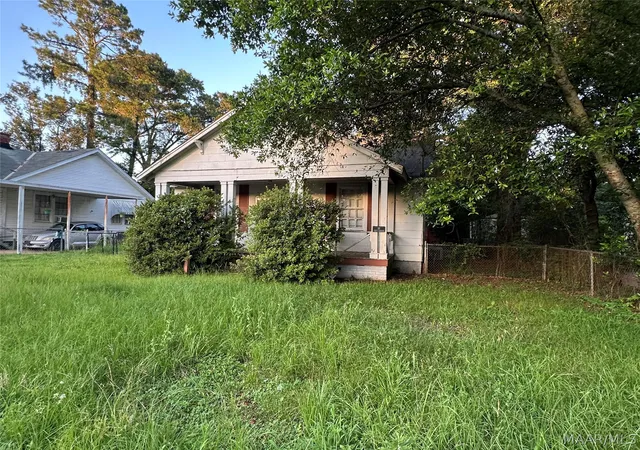 Homes for sale in Montgomery, AL | 404 4Th St, Montgomery, AL 36110 | MLS# 588508