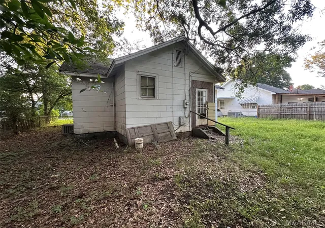Homes for sale in Montgomery, AL | 404 4Th St, Montgomery, AL 36110 | MLS# 588508