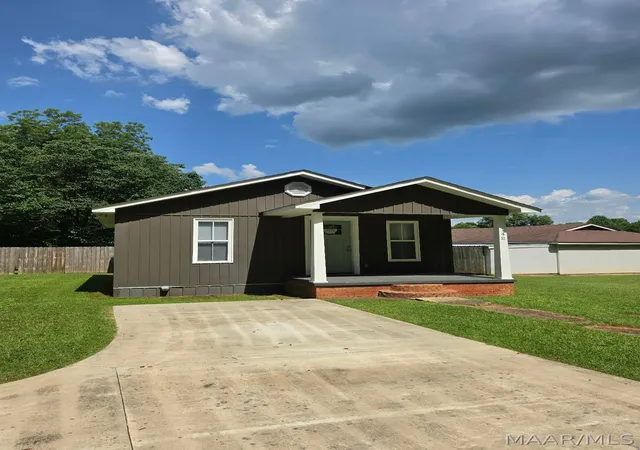 4th image of 142 Little Rd, Tallassee, AL 36078 | MLS# 588497