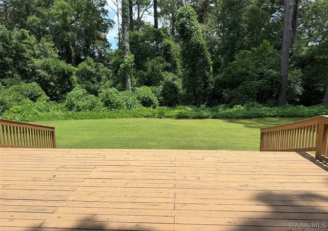 3rd image of 520 Dalraida Rd, Montgomery, AL 36109 | MLS# 588520