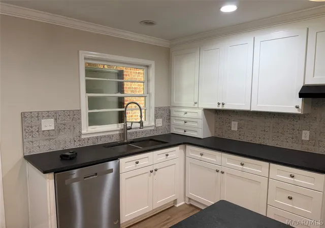 5th image of 520 Dalraida Rd, Montgomery, AL 36109 | MLS# 588520