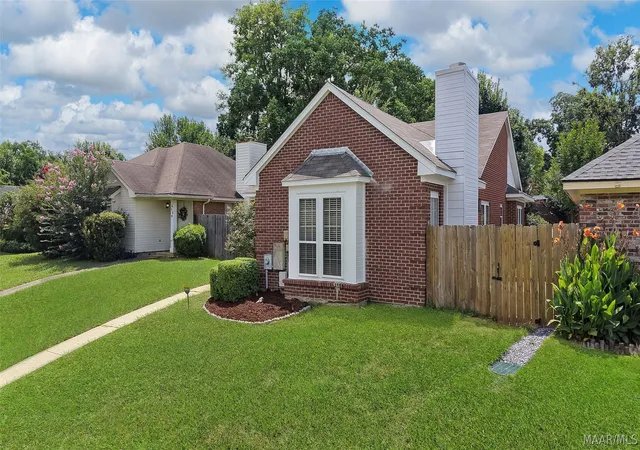 4th image of 5724 Red Barn Rd, Montgomery, AL 36116 | MLS# 588532