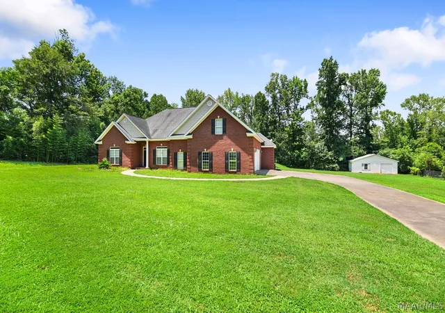 Photo 2 of Single family home for sale at 737a N Memorial Dr, Prattville, AL 36067 | MLS# 588556 | Listing updated on 2026-10-07
