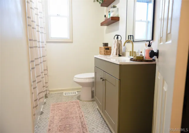 3rd image of 315 Hillside Rd, Montgomery, AL 36109 | MLS# 588572