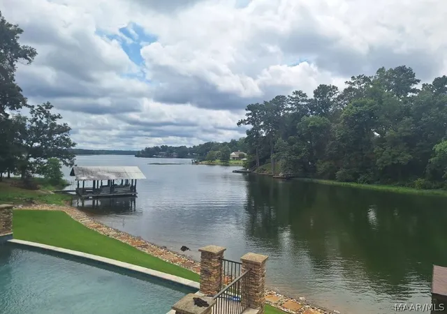 Photo 4 of Single family home for sale at 560 Lakeshore Dr, Titus, AL 36080 | MLS# 588607 | Listing updated on 2026-09-23