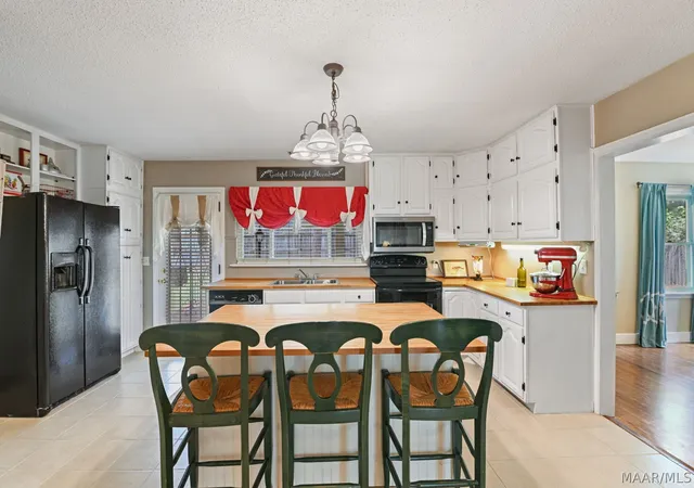 3rd image of 3017 Sumter Ave, Montgomery, AL 36109 | MLS# 588695