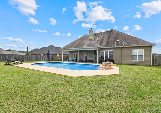 3rd image of 1028 Thistle Rd, Prattville, AL 36066 | MLS# 588689