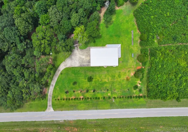 3rd image of 3528 County Rd 44, Autaugaville, AL 36003 | MLS# 588541