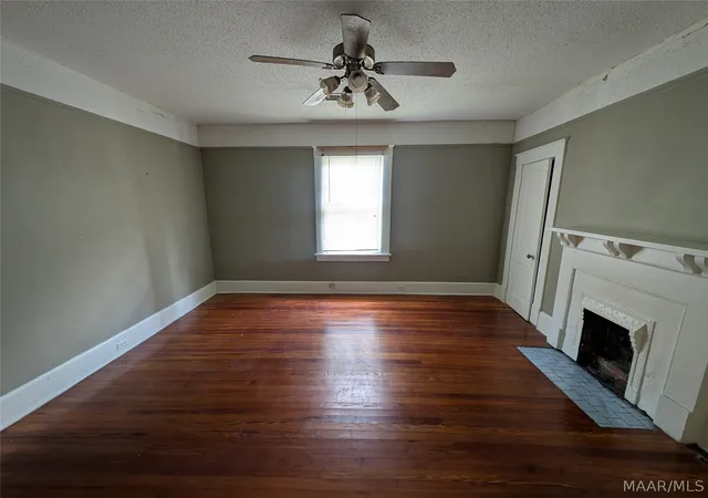 Photo 3 of Sale Pending at 1515 Dunbar St, Montgomery, AL 36106 | MLS# 588724 | Listing updated on 2026-08-03