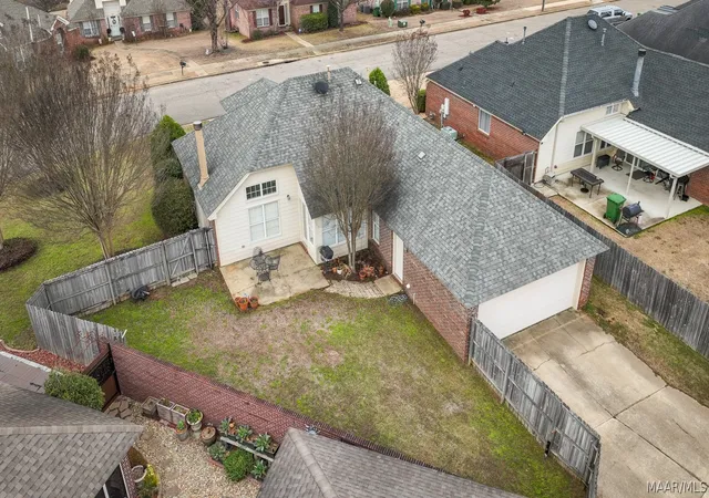 Photo 3 of Single family home for sale at 7233 Heathermoore Loop, Montgomery, AL 36117 | MLS# 588722 | Listing updated on 2026-08-28