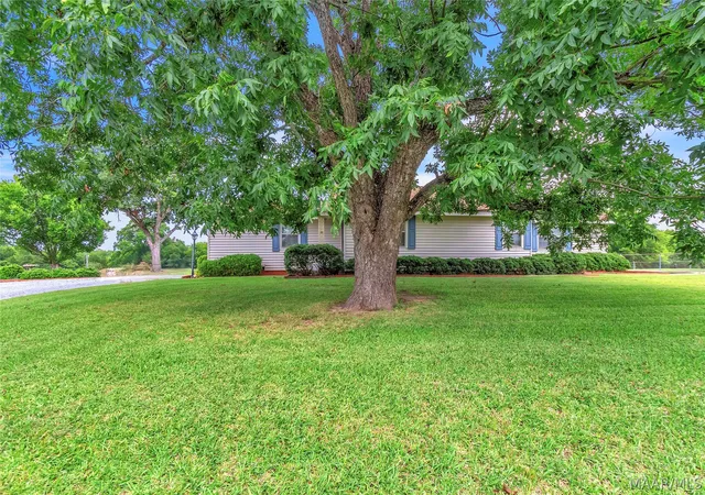 Photo 2 of Single family home for sale at 447 Butler Ml Rd, Montgomery, AL 36105 | MLS# 588708 | Listing updated on 2026-08-28