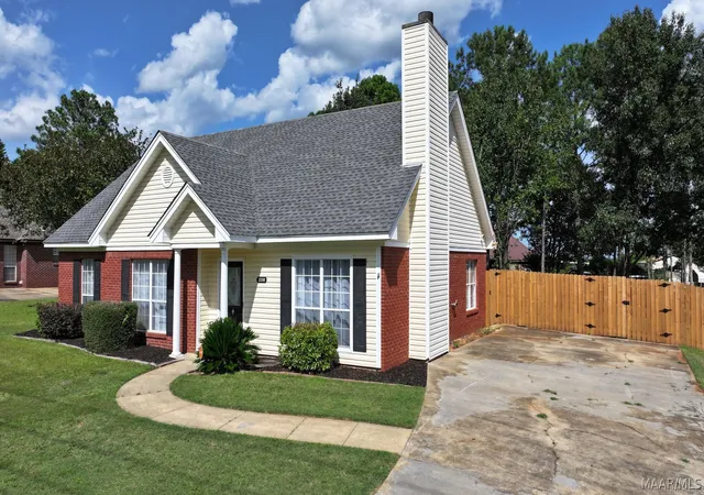 3rd image of 2350 Mitchell Creek Rd, Wetumpka, AL 36093 | MLS# 588759