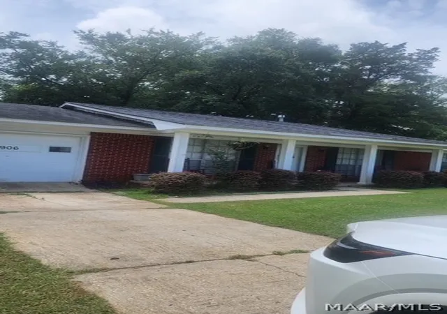 2nd image of 906 Skidmore Ave, Prattville, AL 36066 | MLS# 588828