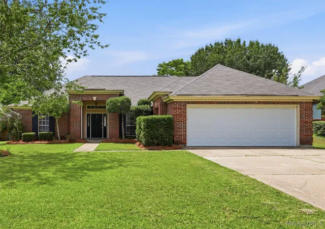 Photo 1 of Sale Pending at 6336 Chappelle Ln, Montgomery, AL 36117 | MLS# 588849 | Listing updated on 2026-08-25