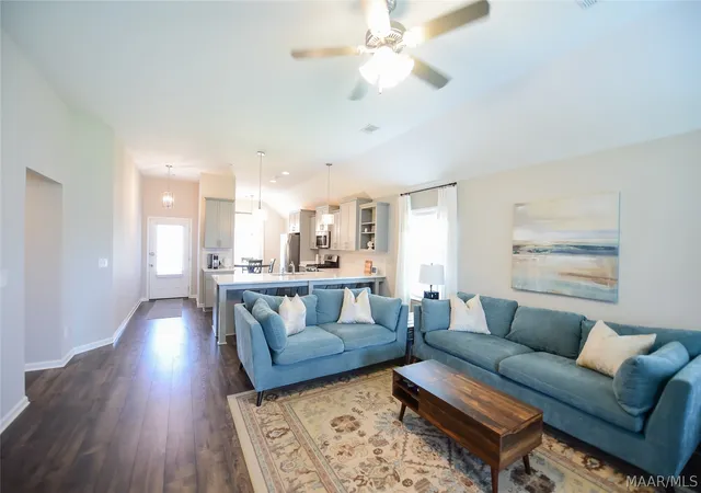 2nd image of 9331 Crescent Lodge Cir, Pike Road, AL 36064 | MLS# 588840
