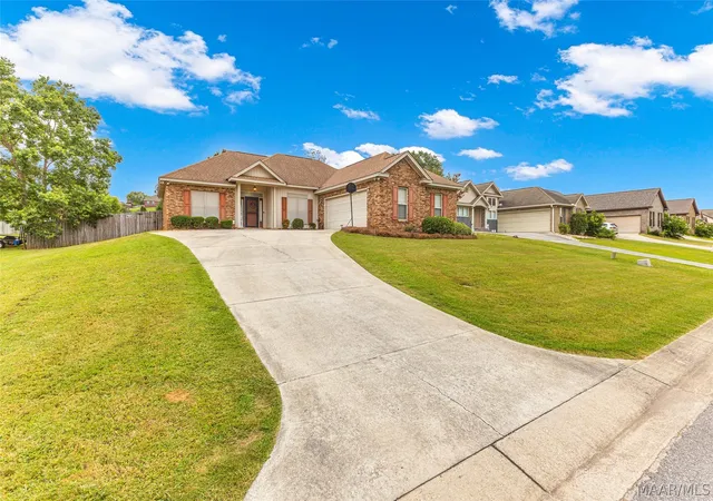 2nd image of 275 Ridgeview Dr, Millbrook, AL 36054 | MLS# 588877