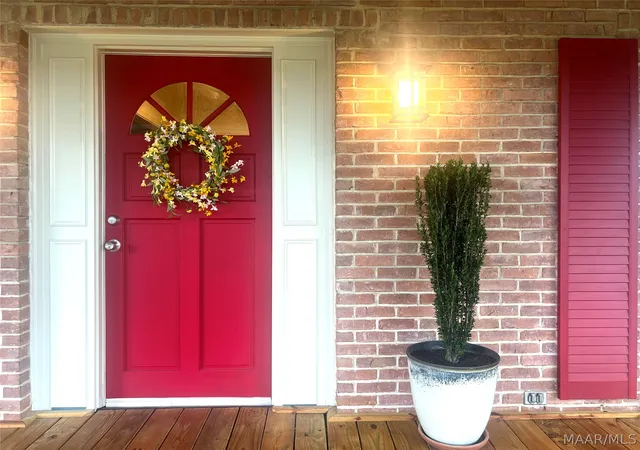 Photo 3 of Sale Pending at 2347 Wentworth Dr, Montgomery, AL 36106 | MLS# 588900 | Listing updated on 2026-08-12