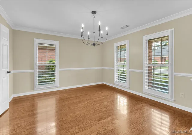 Photo 3 of Single family home for sale at 133 Charleston Ct N, Montgomery, AL 36117 | MLS# 588931 | Listing updated on 2026-08-28