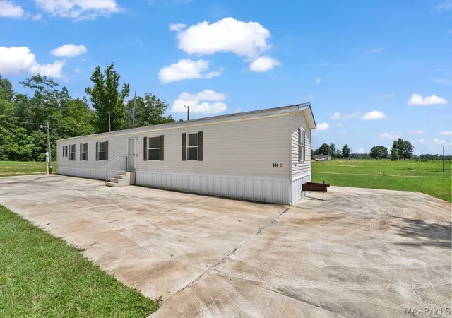2nd image of 694 County Road 33, Prattville, AL 36067 | MLS# 588946