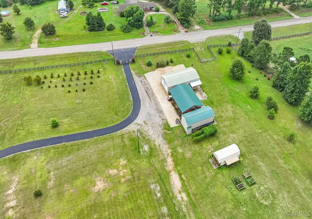 60th image of 8799 Central Plank Rd, Wetumpka, AL 36092 | MLS# 588948