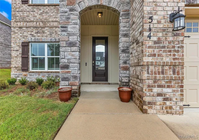 2nd image of 514 Jeffrey Dr, Prattville, AL 36066 | MLS# 588947