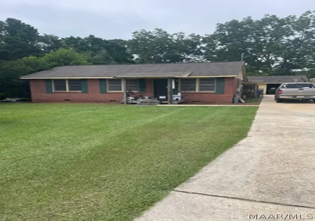 Photo 1 of Single family home for sale at 432 Bryant St, Brundidge, AL 36010 | MLS# 588970 | Listing updated on 2026-08-05