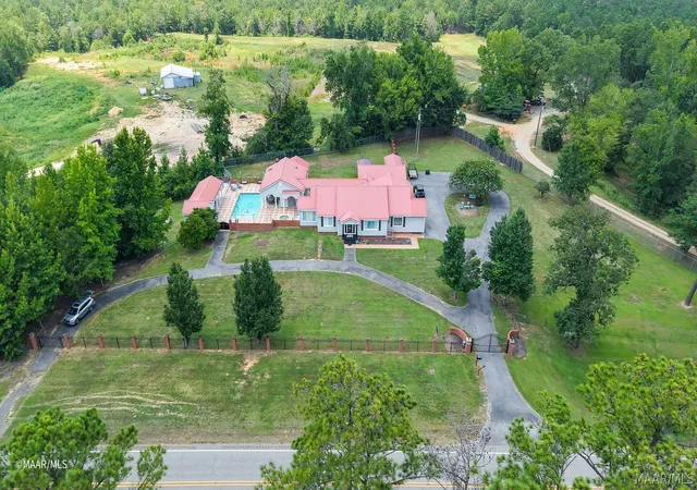 Photo 2 of Single family home for sale at 13215 Highway 43, Linden, AL 36748 | MLS# 588833 | Listing updated on 2026-08-28