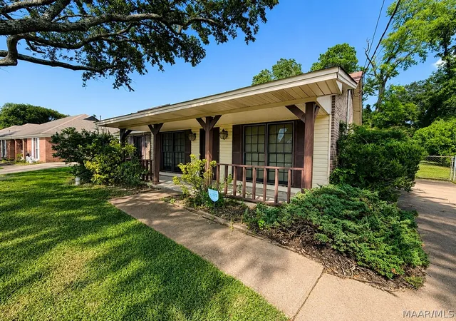 1st image of 3385 Roxana Rd, Montgomery, AL 36109 | MLS# 589111