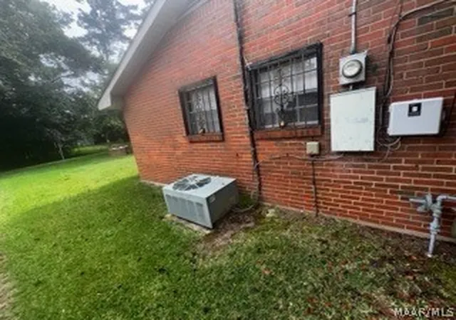 1st image of 523 Woodbrook Dr, Montgomery, AL 36110 | MLS# 589113