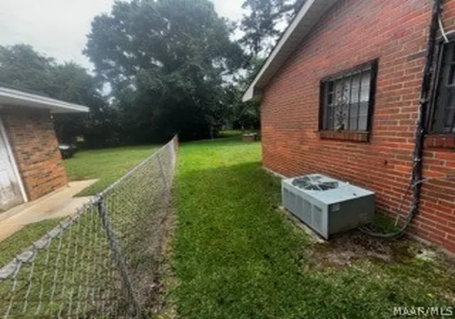 4th image of 523 Woodbrook Dr, Montgomery, AL 36110 | MLS# 589113
