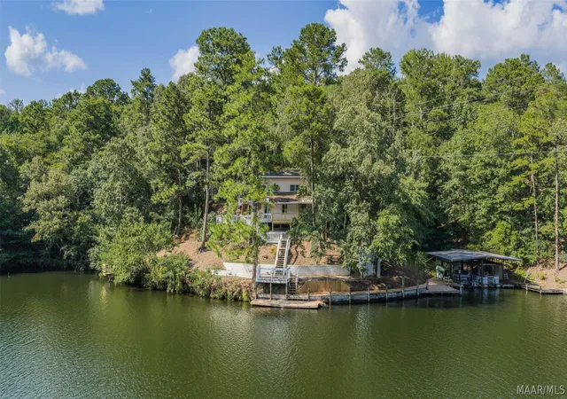 3rd image of 1880 Minnie Knight Rd, Titus, AL 36080 | MLS# 589114