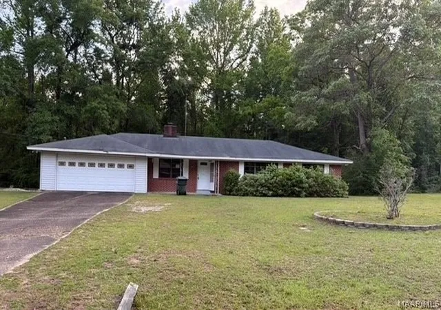 1st image of 31 Thornton Rd, Tallassee, AL 36078 | MLS# 589115