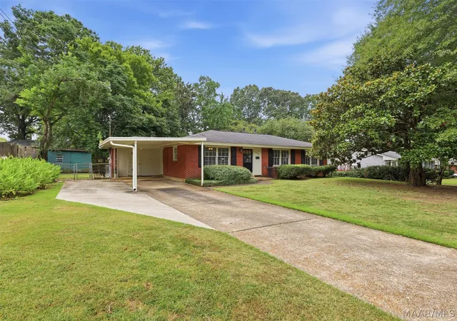 3rd image of 3852 Marquette Dr, Montgomery, AL 36109 | MLS# 588977