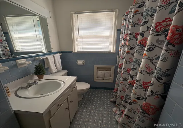 Photo 4 of Single family home for sale at 326 Grv Park Dr, Montgomery, AL 36109 | MLS# 589124 | Listing updated on 2026-08-25