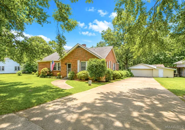 2nd image of 137 Pinehurst St, Tallassee, AL 36078 | MLS# 589098