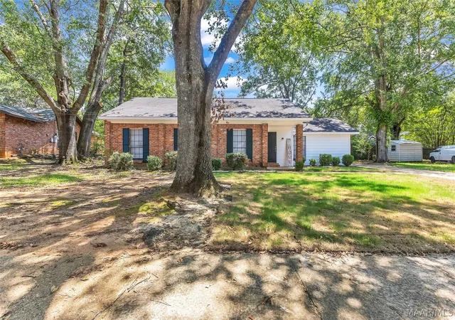 Photo 2 of Single family home for sale at 532 Lynnhurst Ct, Montgomery, AL 36117 | MLS# 589024 | Listing updated on 2026-08-09