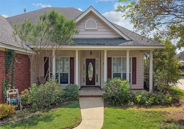 2nd image of 383 Arbor Ln, Prattville, AL 36066 | MLS# 589169