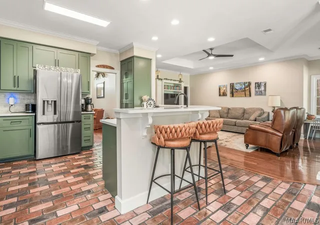 Photo 3 of Single family home for sale at 8207 Wynlakes Blvd, Montgomery, AL 36117 | MLS# 589226 | Listing updated on 2026-08-28