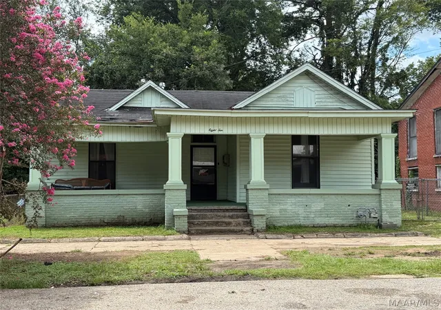 1st image of 810 Minter Ave, Selma, AL 36701 | MLS# 589261