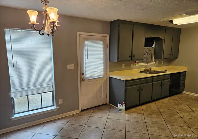 Photo 2 of Single family home for sale at 759 N Burbank Dr, Montgomery, AL 36117 | MLS# 589271 | Listing updated on 2026-08-28