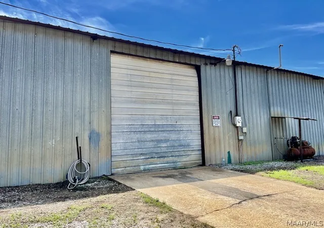 2nd image of 3990 Grier Rd, Wetumpka, AL 36092 | MLS# 589292