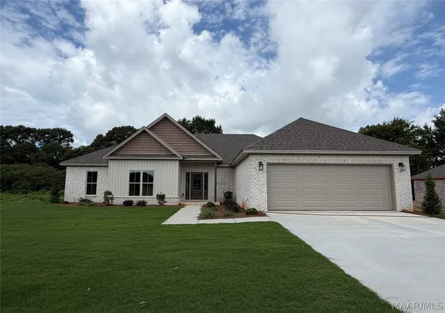 2nd image of 246 Cotton Terrace Loop, Deatsville, AL 36022 | MLS# 589293