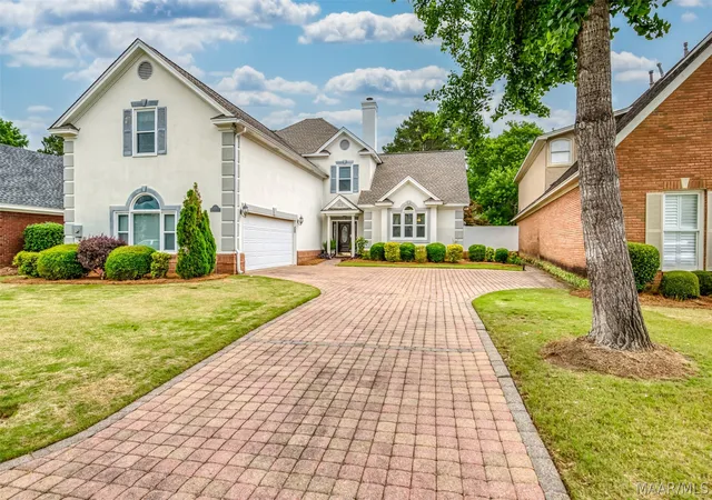 Photo 1 of Single family home for sale at 352 Green Chase Cir, Montgomery, AL 36117 | MLS# 589187 | Listing updated on 2026-09-01