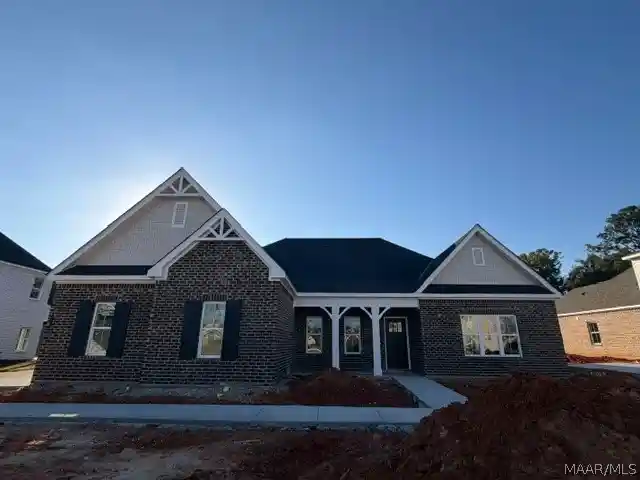 Photo 1 of Single family home for sale at 1025 Sunfield Dr, Prattville, AL 36066 | MLS# 589381 | Listing updated on 2026-10-29