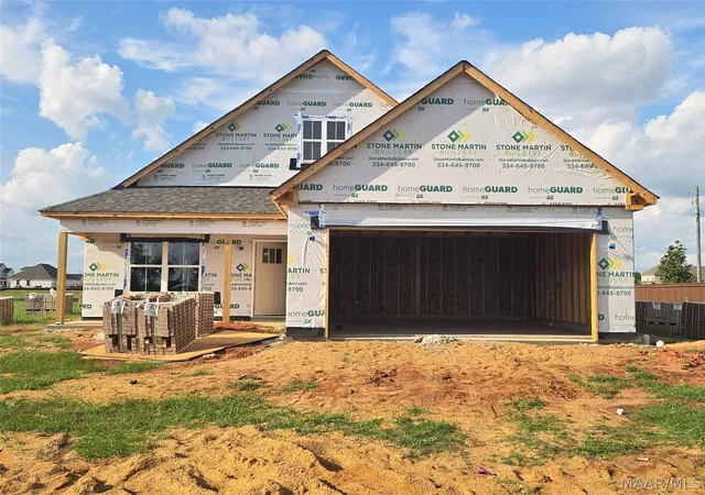 Photo 1 of Single family home for sale at 1000 Kayce Dr, Prattville, AL 36066 | MLS# 589388 | Listing updated on 2026-10-03