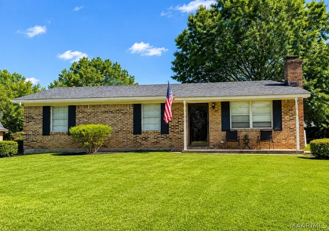 Photo 1 of Single family home for sale at 162 Reeves Dr, Hayneville, AL 36040 | MLS# 589390 | Listing updated on 2026-08-07