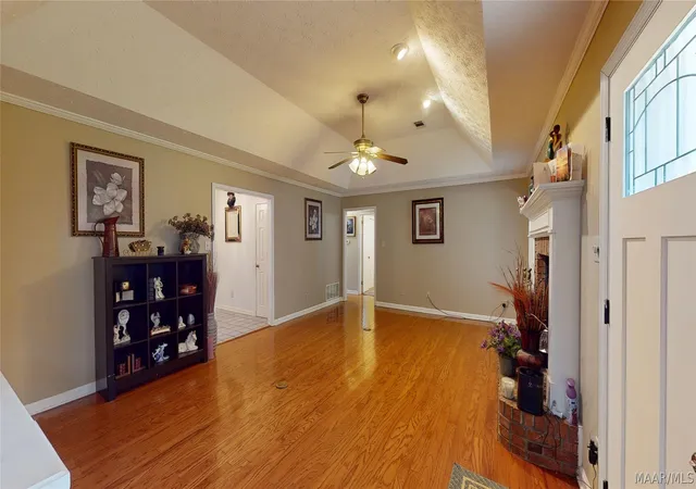 Photo 3 of Single family home for sale at 1213 Jamestown Dr, Prattville, AL 36067 | MLS# 589416 | Listing updated on 2026-10-07