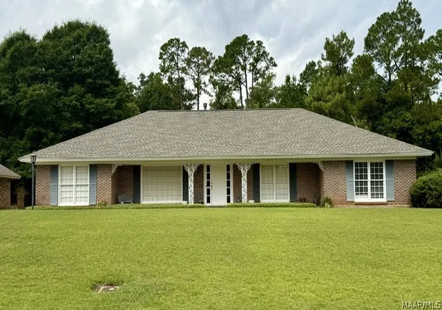 Photo 2 of Single family home for sale at 327 Seminole Dr, Montgomery, AL 36117 | MLS# 589399 | Listing updated on 2026-08-17