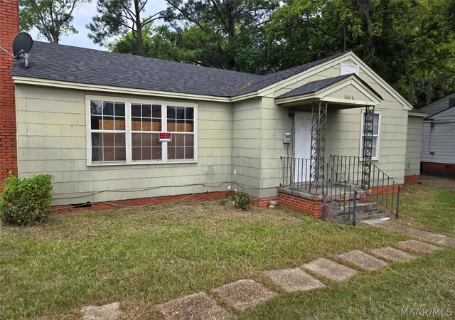Photo 2 of Single family home for sale at 3686 Norman Brg Rd, Montgomery, AL 36105 | MLS# 589047 | Listing updated on 2026-09-01